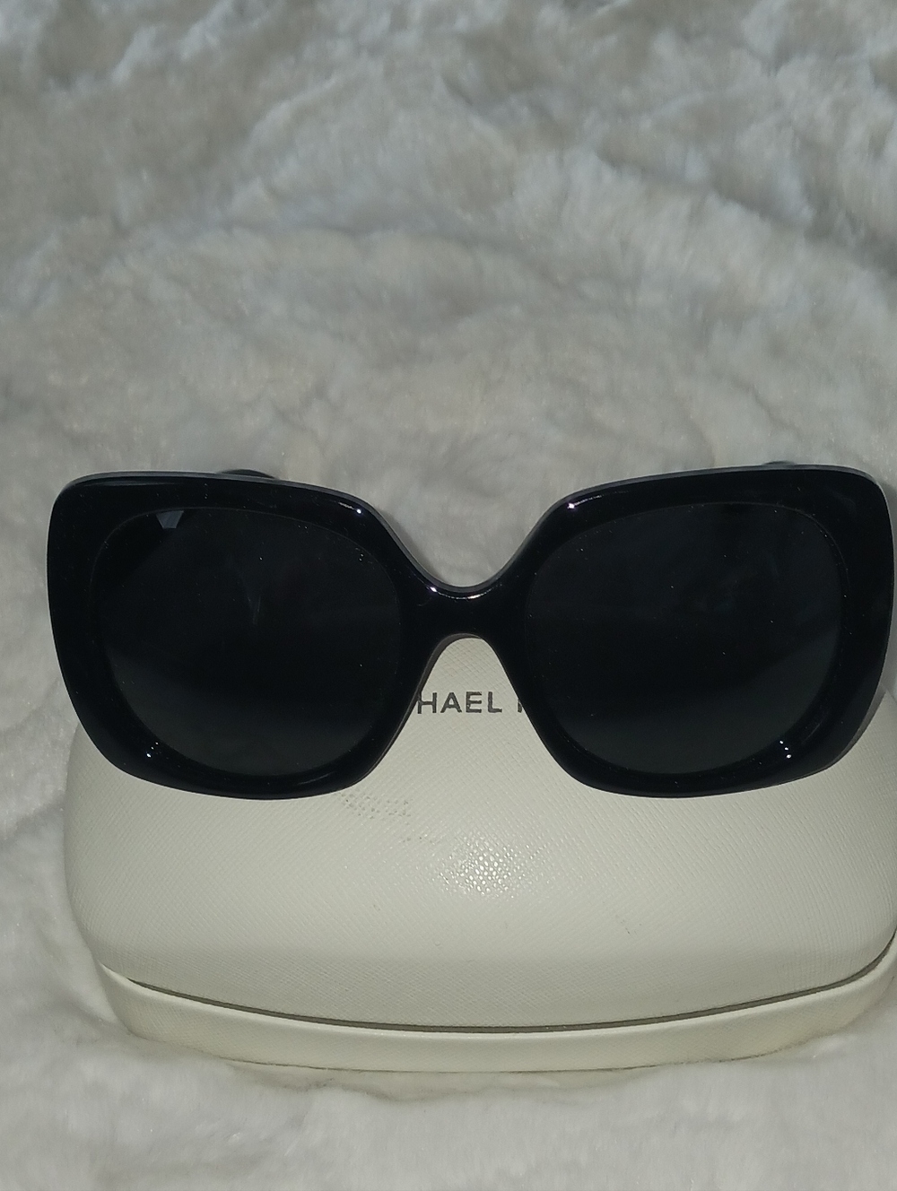 Michael Kors Women's Black Square Oversized Sunglasses - Picture 2 of 5